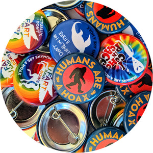 Pile of miscellaneous buttons